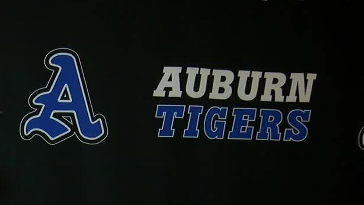 Videos - Auburn Tigers (Auburn, AL) Varsity Football