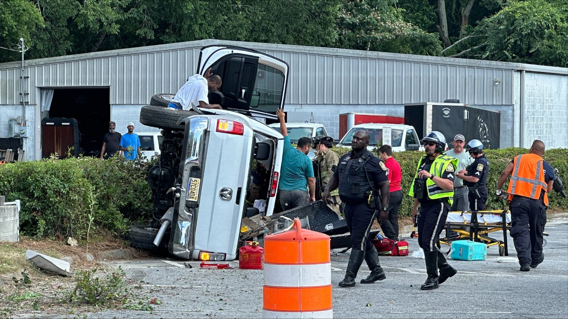 Multi-vehicle crash on Buena Vista Road causing delays - Vimarsana News