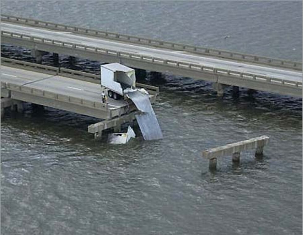 Interstate 10 bridge collapse